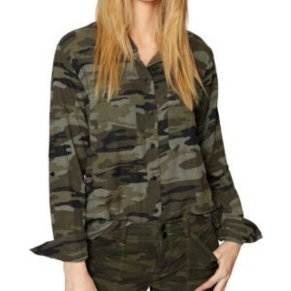 NWT Sanctuary Camouflage Button Down Shirt! ❤️ - Picture 1 of 6